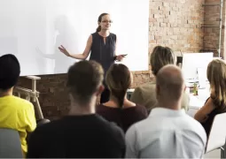 bilişim hukuku eğitmeni